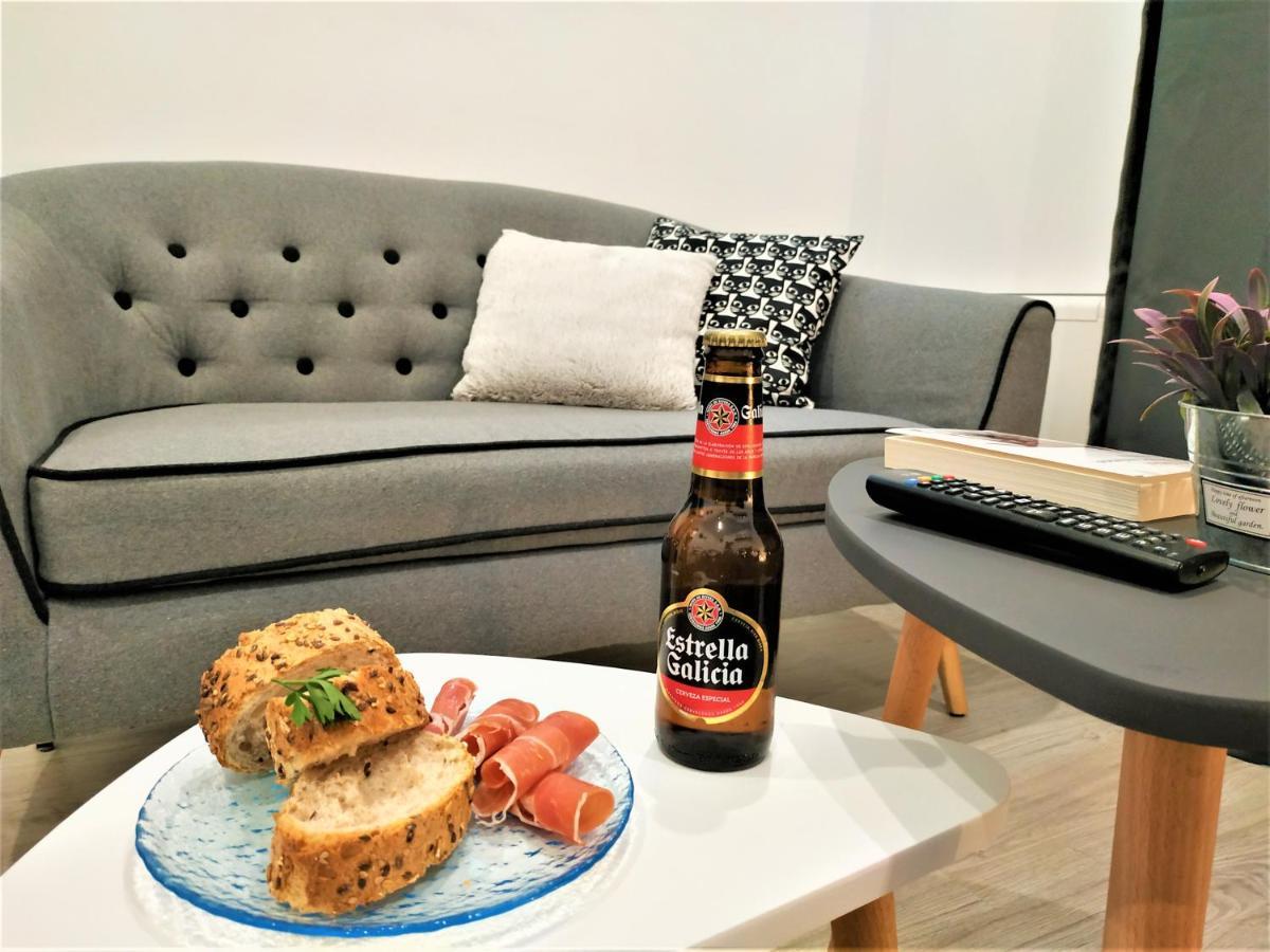 Andys Housing Madrid Rio Apartment ภายนอก รูปภาพ
