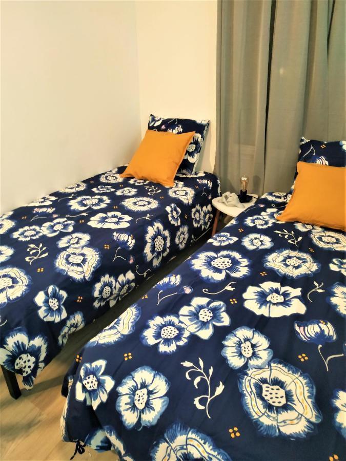 Andys Housing Madrid Rio Apartment ภายนอก รูปภาพ
